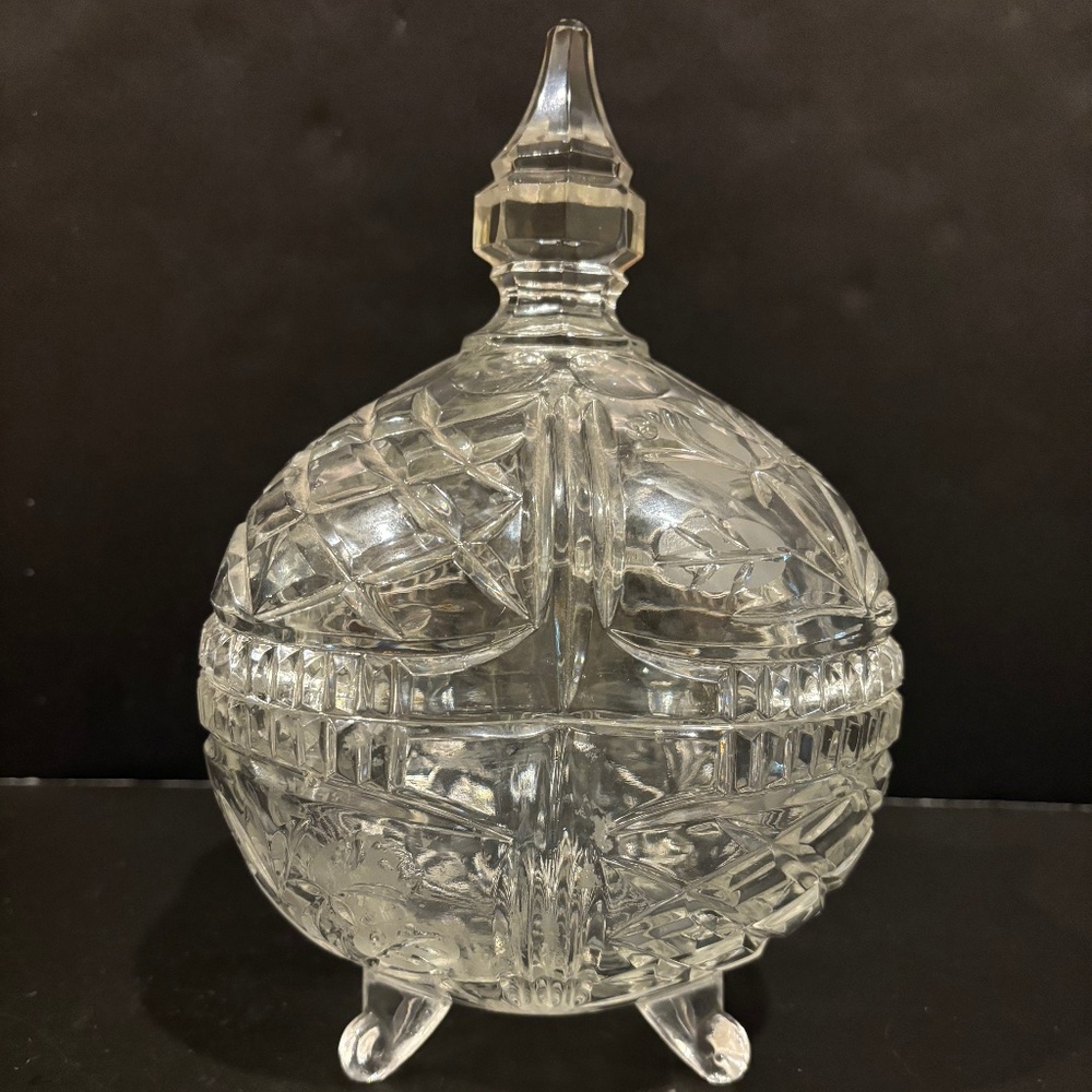 Vtg Hand Cut/Etched Crystal Button/Diamond/Floral Footed Bowl w/Lid